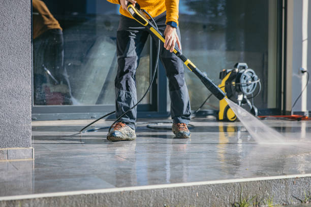 Best Sidewalk Pressure Washing  in Monmouth, IL