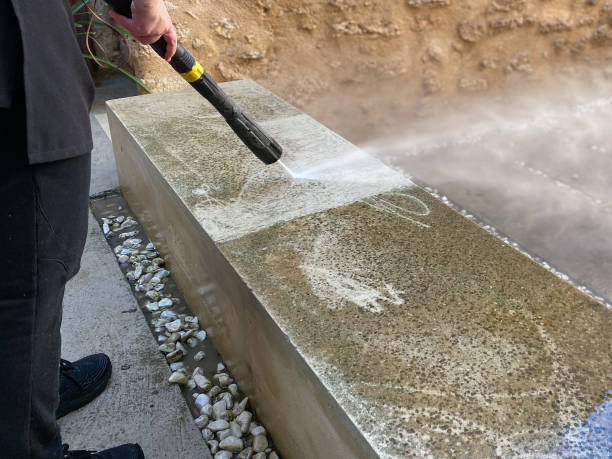 Best Roof Pressure Washing  in Monmouth, IL